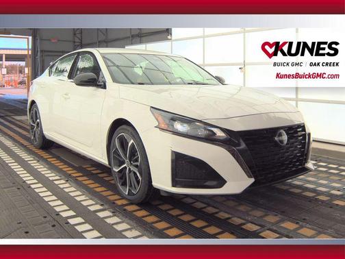 2024 Nissan Altima SR FWD