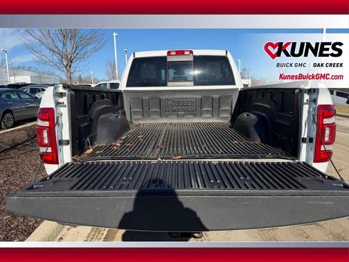 2024 RAM 2500 Laramie Crew Cab 4x4 6'4' Box