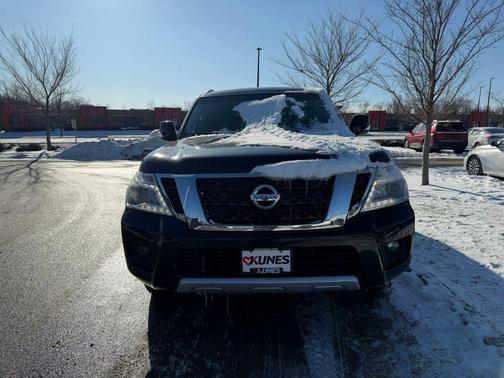 2017 Nissan Armada SV