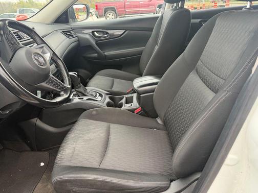 Glacier White 2020 Nissan Rogue S