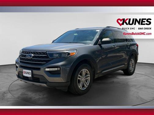 Gray Metallic 2023 Ford Explorer XLT