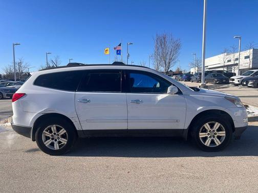2010 Chevrolet Traverse LT