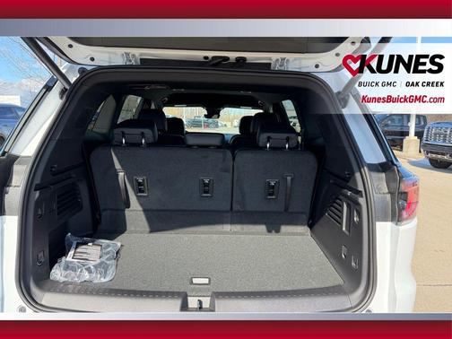 2026 GMC Acadia Elevation AWD