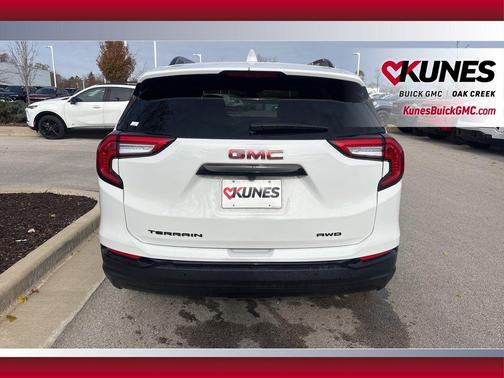 2023 GMC Terrain SLT