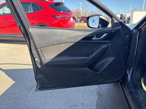 2015 Mazda Mazda3 i Sport