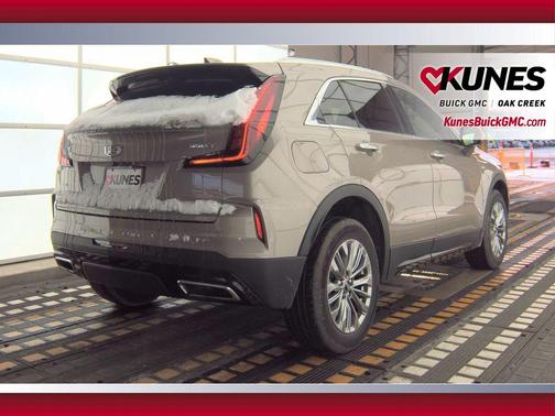 2025 Cadillac XT4 Premium Luxury