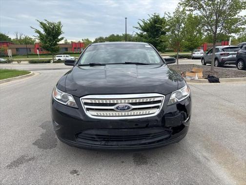 2010 Ford Taurus SEL