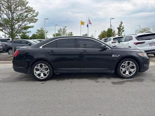 2010 Ford Taurus SEL