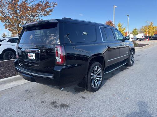 2017 GMC Yukon XL Denali