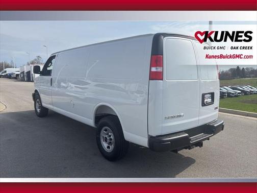 2025 GMC Savana 2500 RWD 3500 Extended Wheelbase Work Van