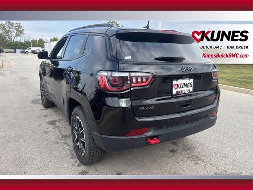 2024 Jeep Compass Trailhawk
