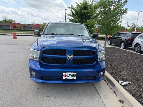 Blue Streak Pearlcoat 2014 RAM 1500 Tradesman/Express