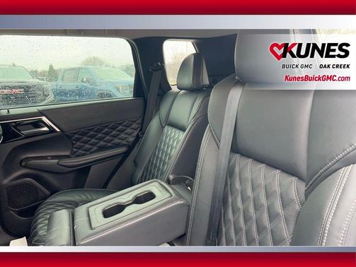 2022 Mitsubishi Outlander SEL Special Edition S-AWC