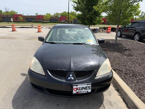 Labrador Black Pearl 2005 Mitsubishi Lancer ES