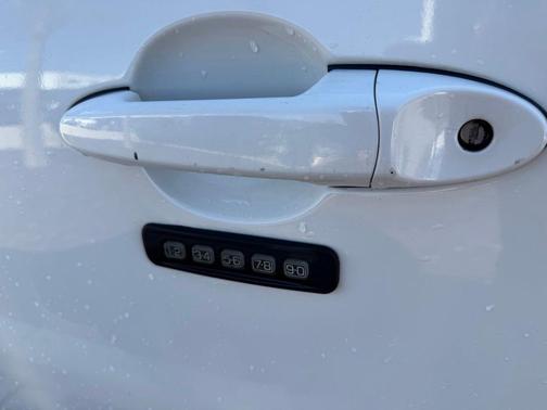 2010 Mercury Mariner Premier