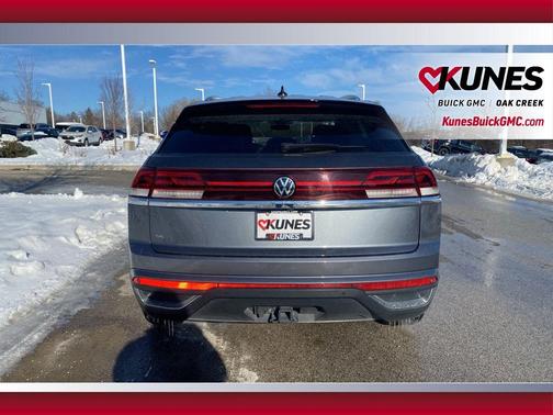 2024 Volkswagen Atlas Cross Sport 2.0T SE w/Technology