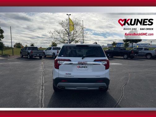 2023 GMC Acadia AWD SLT