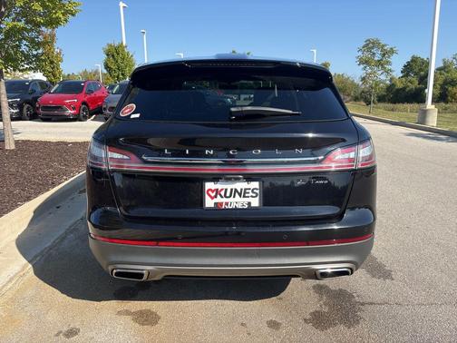 2019 Lincoln Nautilus Reserve