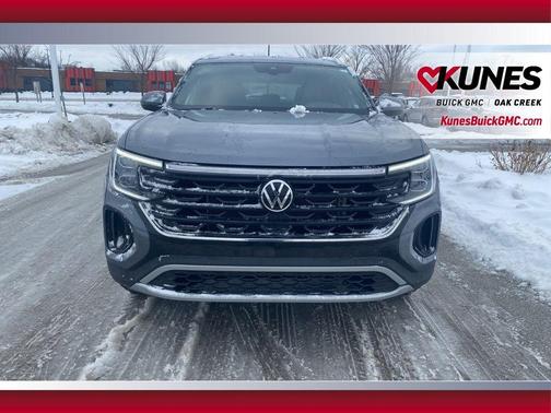 2025 Volkswagen Atlas Cross Sport 2.0T SE w/Technology 4MOTION