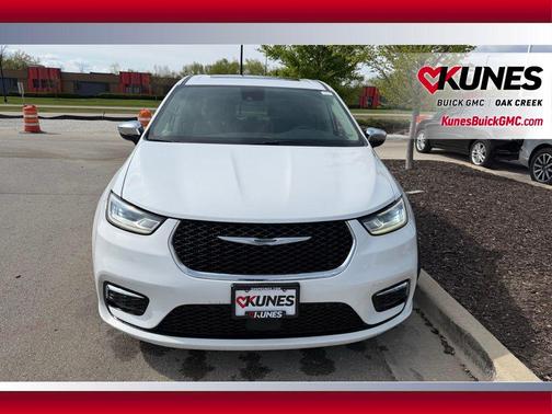 Bright White Clearcoat 2023 Chrysler Pacifica Hybrid Limited