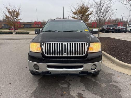 2006 Lincoln Mark LT Base