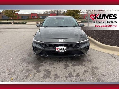 2025 Hyundai ELANTRA SEL