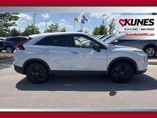 2022 Mitsubishi Eclipse Cross LE