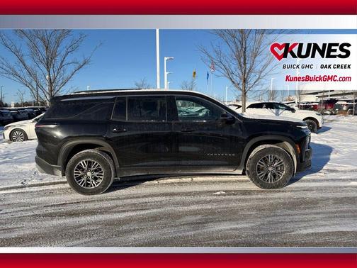 2024 Chevrolet Traverse LT
