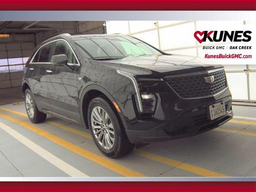 2025 Cadillac XT4 Premium Luxury