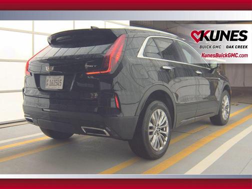2025 Cadillac XT4 Premium Luxury