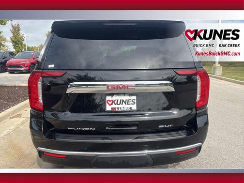 2024 GMC Yukon XL SLT