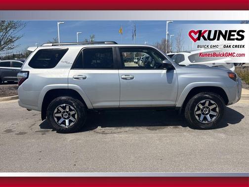 2024 Toyota 4Runner TRD Off Road