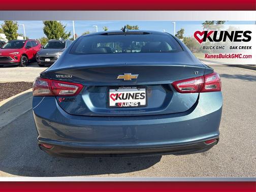 2024 Chevrolet Malibu FWD 2LT
