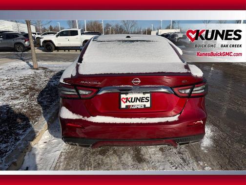 2023 Nissan Maxima SL