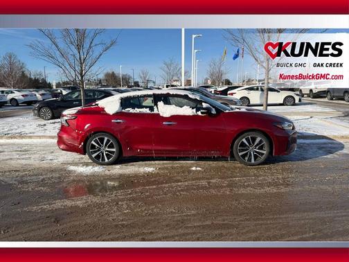 2023 Nissan Maxima SL