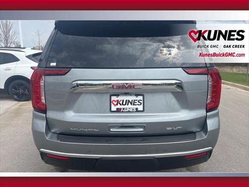 2024 GMC Yukon SLT