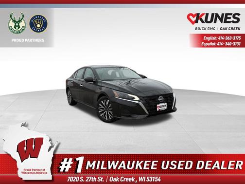 Super Black Clearcoat 2025 Nissan Altima 2.5 SV