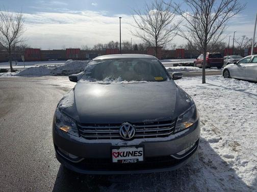 2014 Volkswagen Passat 2.0L TDI DSG SEL Premium