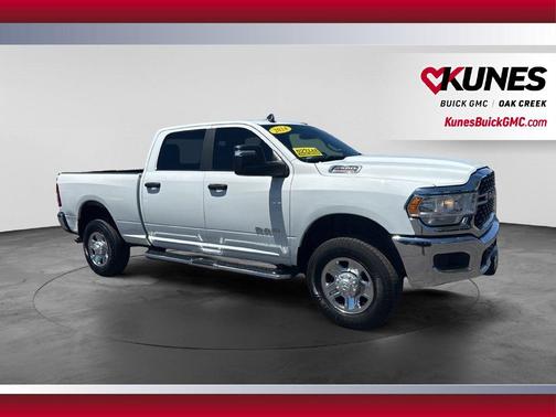 Bright White Clearcoat 2024 RAM 2500 Big Horn Crew Cab 4x4 6'4' Box