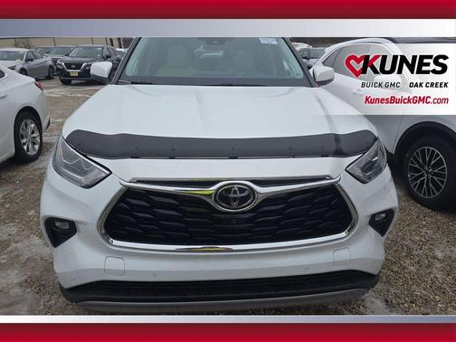 2022 Toyota Highlander Platinum