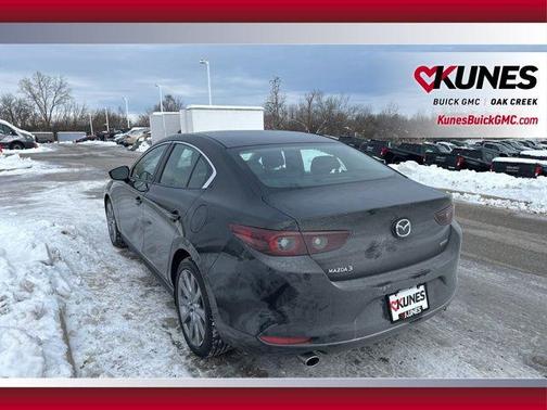 2025 Mazda Mazda3 FWD w/Preferred Package