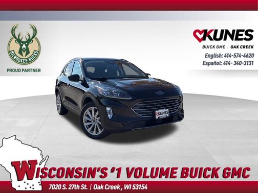 2022 Ford Escape Titanium