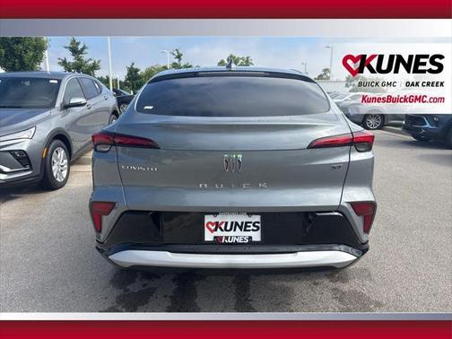 2024 Buick Envista Sport Touring FWD