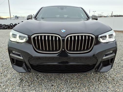 2021 BMW X4 M40i