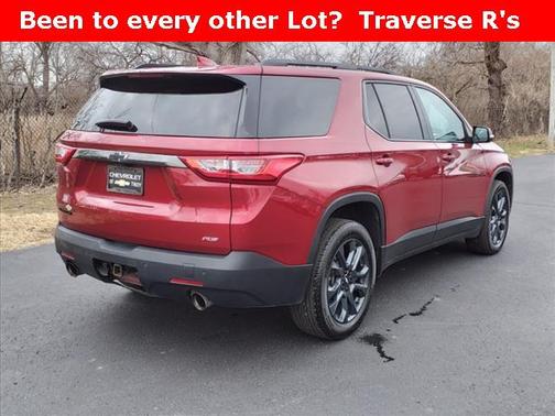Cajun Red Tintcoat 2021 Chevrolet Traverse RS