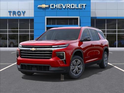 Radiant Red Tintcoat 2026 Chevrolet Traverse LT