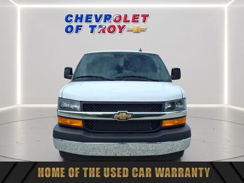 Summit White 2025 Chevrolet Express 3500 RWD 3500 Extended Wheelbase LT