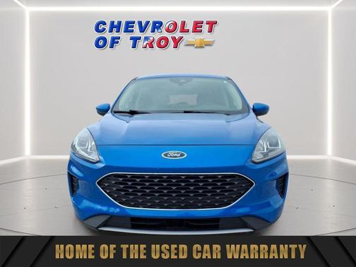 Velocity Blue Metallic 2020 Ford Escape SE