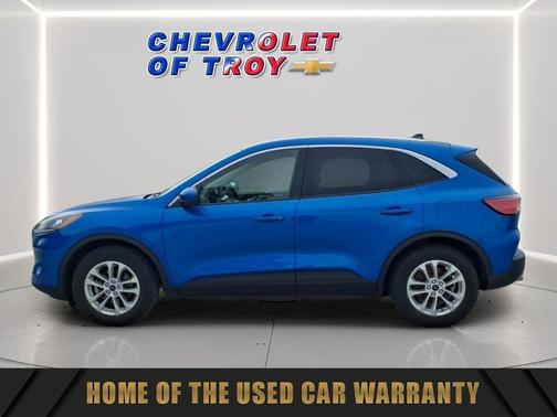 Velocity Blue Metallic 2020 Ford Escape SE