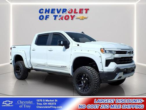 Summit White 2026 Chevrolet Silverado 1500 RST